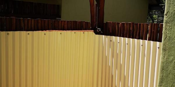 Chameleon Bush Lodge 해먼스크랄 외부 사진